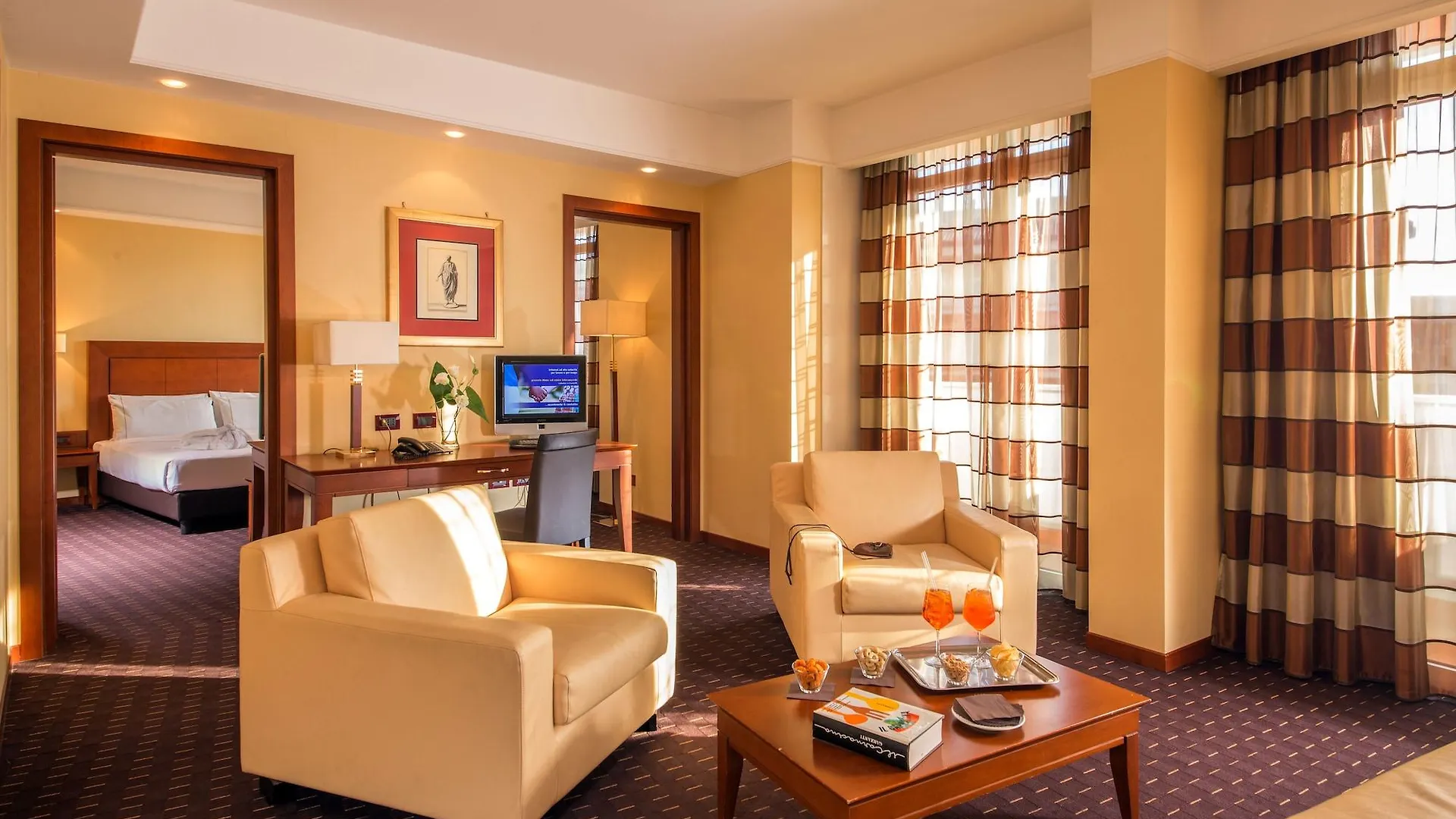 Hotel Capannelle Roma 4*,  Italia