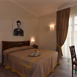 Dimora Conte Di Ruvo Nápoles