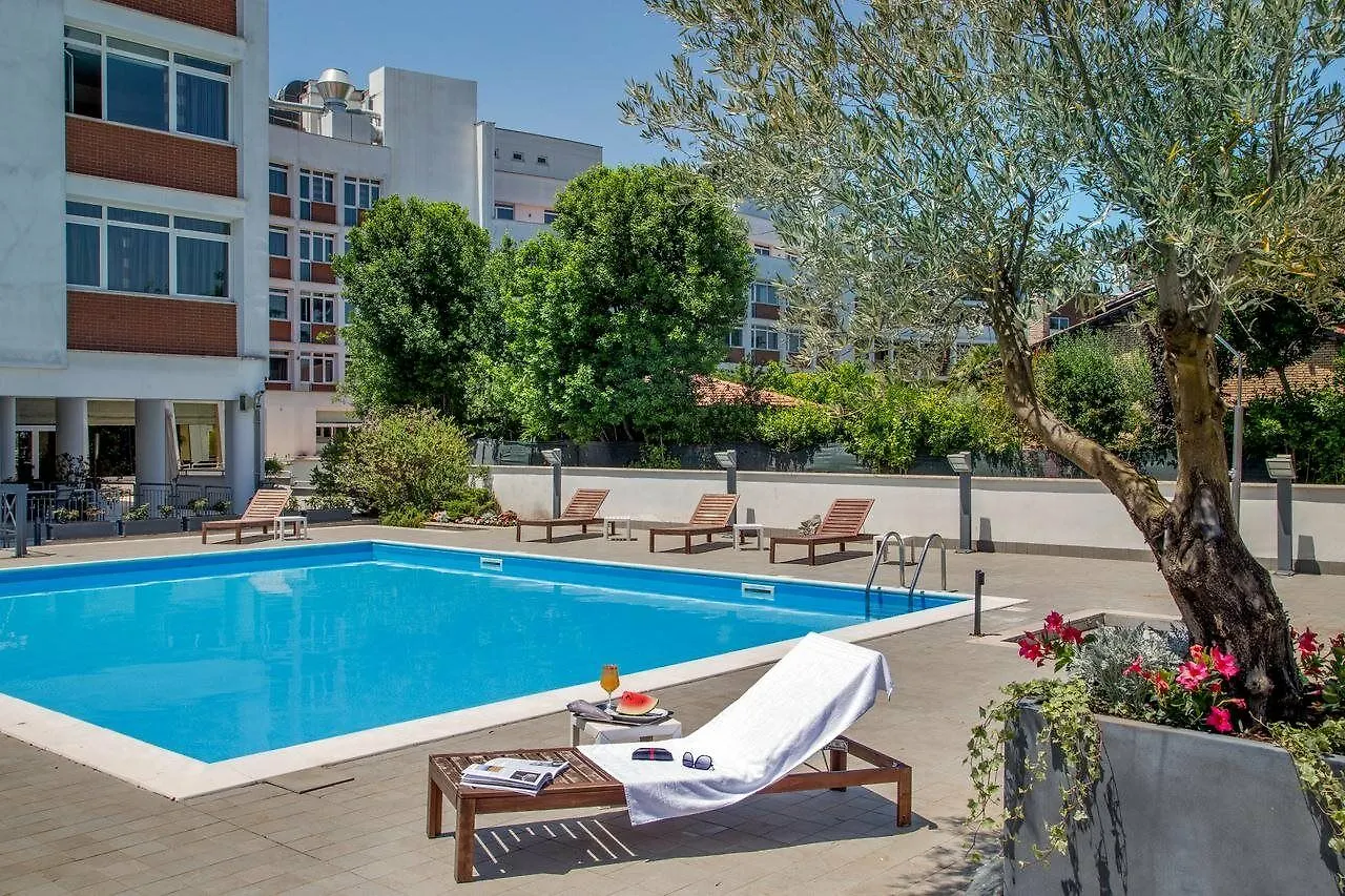 ****  Hotel Capannelle Roma Itália