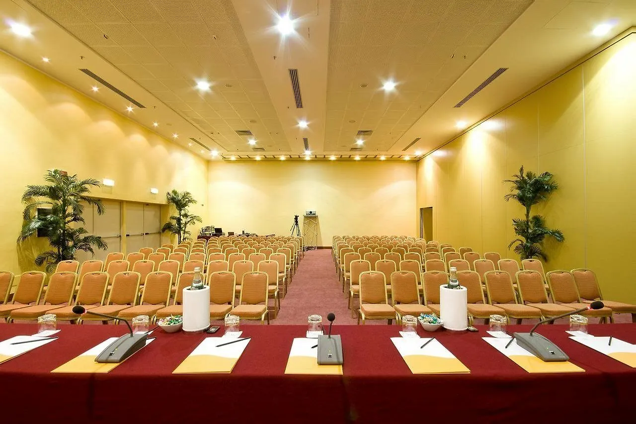****  Hotel Capannelle Roma Italy
