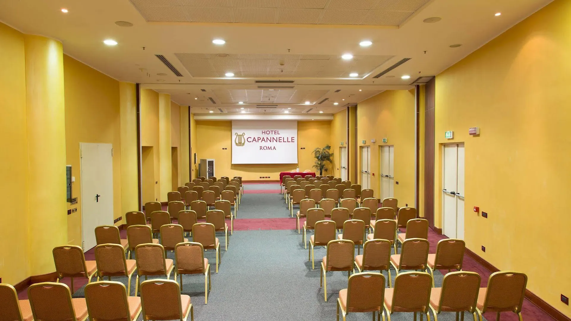 Hotel Capannelle Roma 4*, Rome