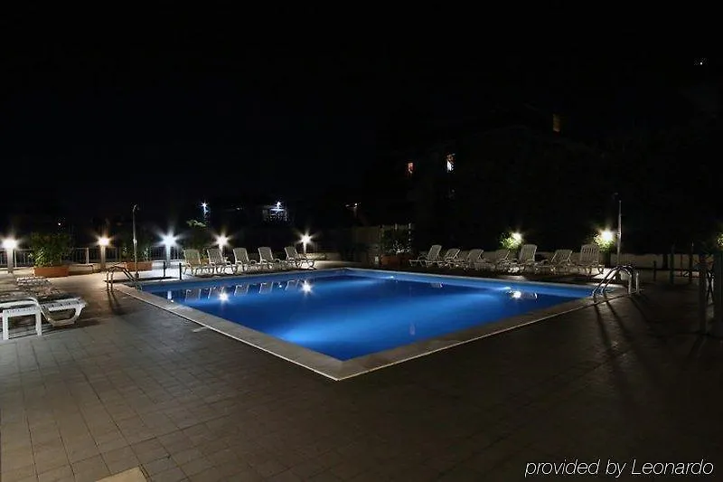 Hotel Capannelle Roma 4*,  İtalya