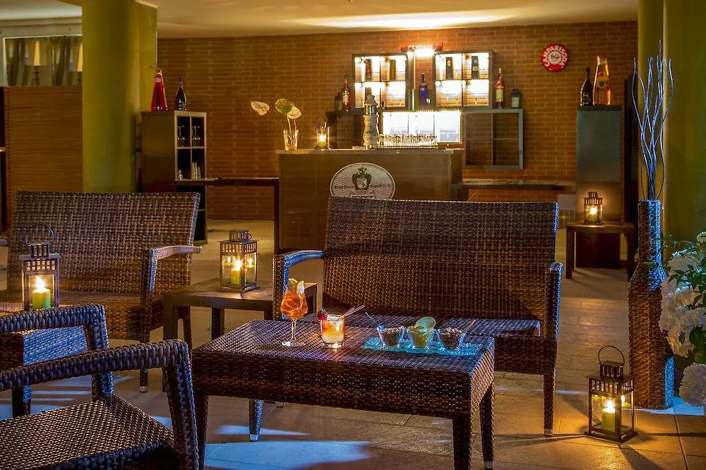 Hotel Capannelle Roma 4*,  İtalya